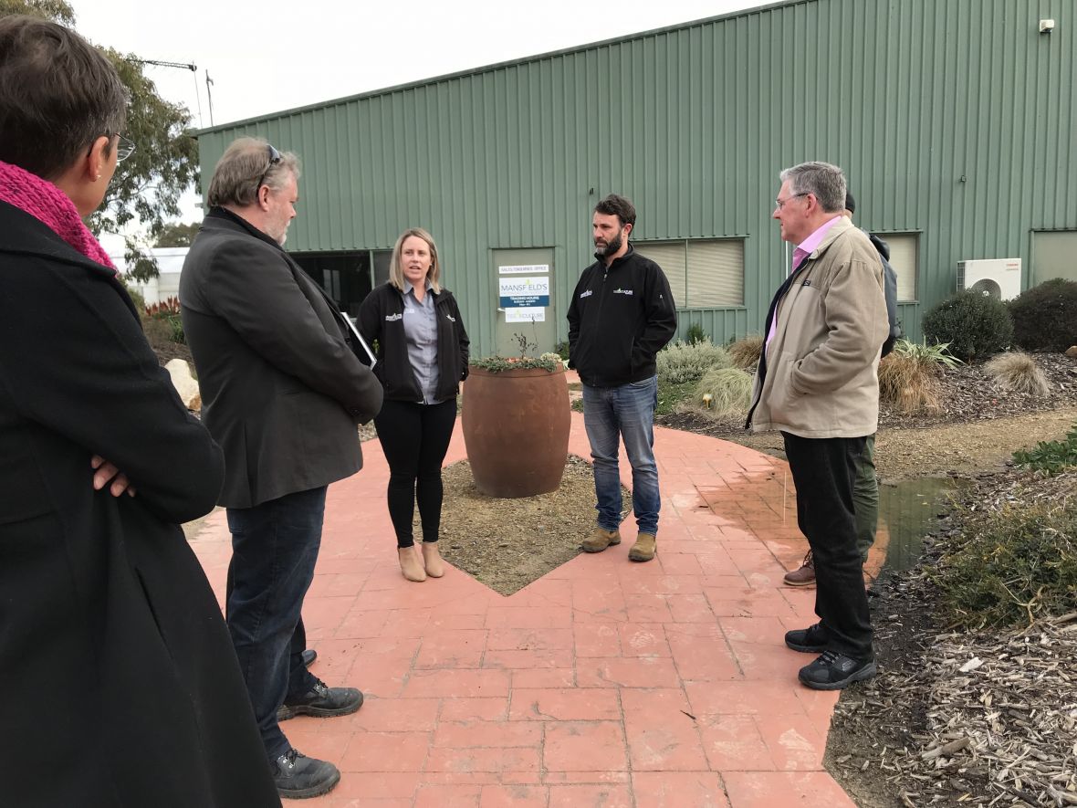 Horticulture industry network visit Symone Mansfield and Paul Boland, Mansfield propagation