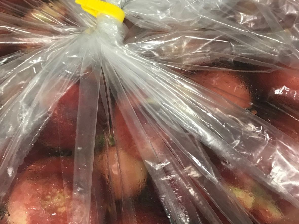 Nectarines in Modified Atmosphere Packaging